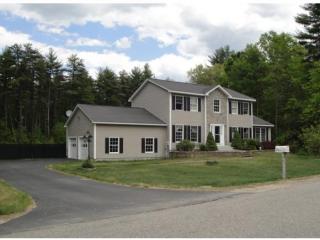 24 Victoria Dr, Epping, NH 03042-2537