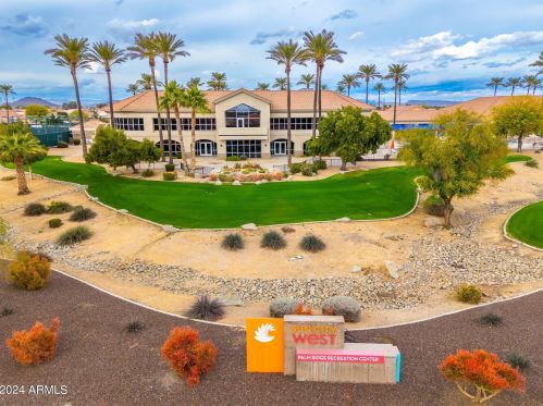 22033 Golf Club Dr, Sun City AZ 85375-2078 exterior