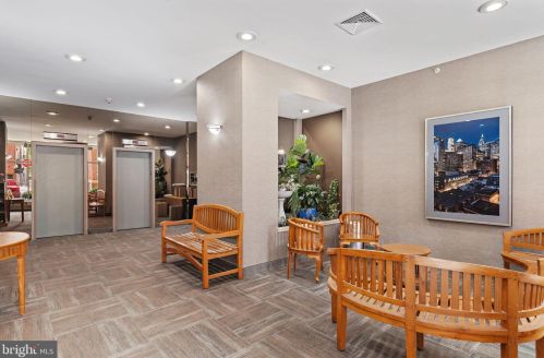 118 21st St, Philadelphia PA  19103-4431 exterior