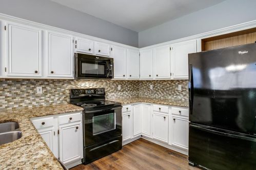 4513 Prescott Cir, Lewisville TX  75028-2029 exterior