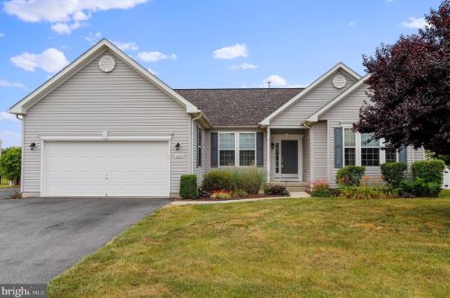 1142 Dallas Dr, Upton PA  17225-8535 exterior