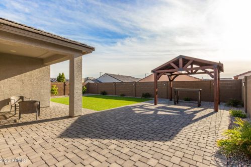 138 191 Ave, Buckeye AZ 85396-5732 exterior