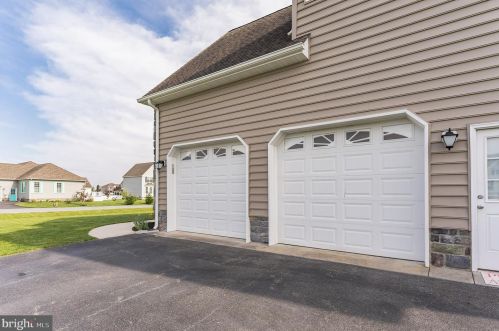 377 Waterfowl Dr, Magnolia DE  19962-2504 exterior