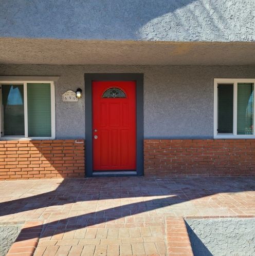 696 Perris St, San Bernardino, CA 92411-2822