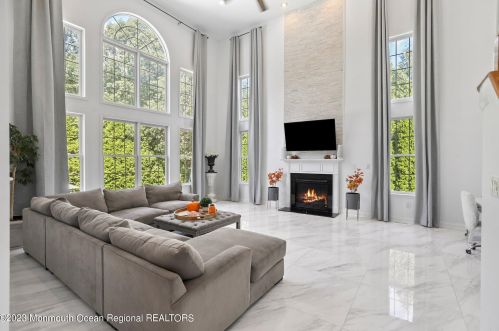 2 Wilson Blvd, Jackson Twp NJ  08527-3433 exterior