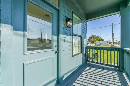 1112 53 St, Galveston TX 77551-4524 exterior