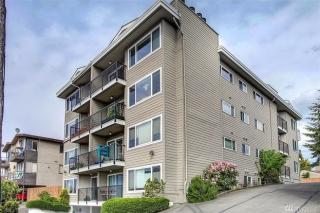 8534 Phinney Ave, Seattle WA 98103-3758 exterior