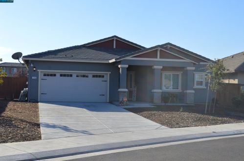 1205 Camelia Dr, Liberty Farms CA  95620-0037 exterior