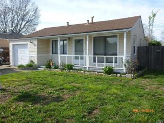 905 Maple Ave, Vallejo, CA 94591-6618