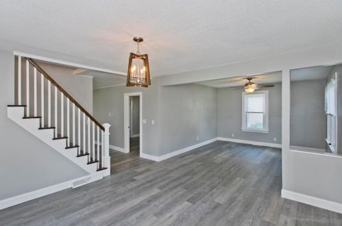 61 State St, Chicopee MA  01013-2129 exterior