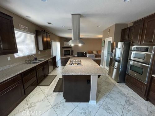 11249 Bridle Ln, Victorville, CA 92392-4843