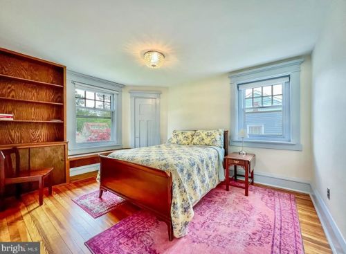 718 Columbia Ave, Lansdale PA 19446-3311 exterior