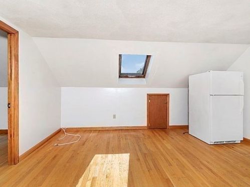 51 Falmouth Rd, Newton MA 02465-1127 exterior