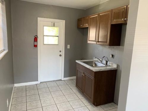 240 6th Ave, Dania Beach, FL 33004-2731