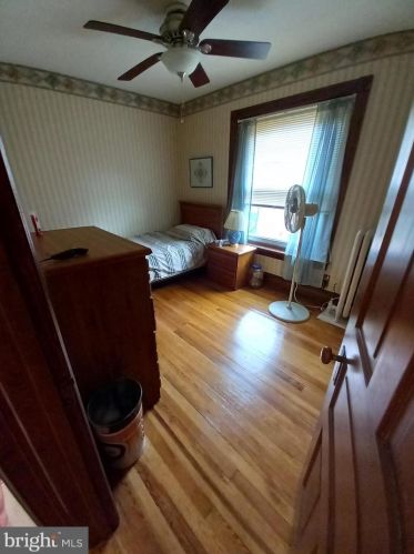 323 Columbia Ave, Lansdale PA 19446-3312 exterior