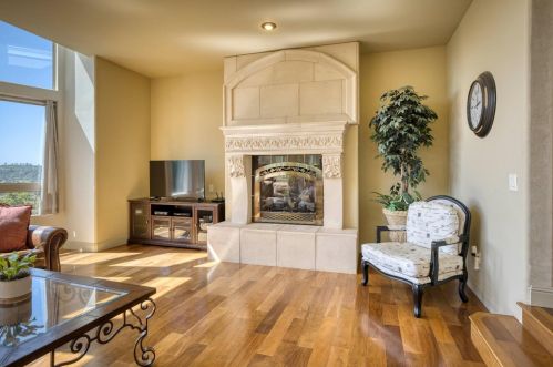 951 Crystal Oak Pl, Newcastle CA  95658-9405 exterior