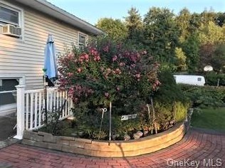 235 Lake St, South Fallsburg NY  12779-5324 exterior