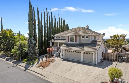 2344 Palmer Cir, Fairfield, CA 94534-7549