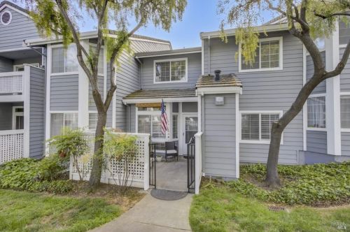 703 Waterford Pl, Pinole, CA 94564-2669