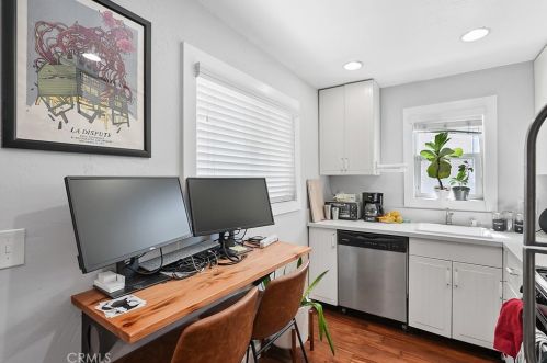 4576 32 St, San Diego CA  92116-4414 exterior