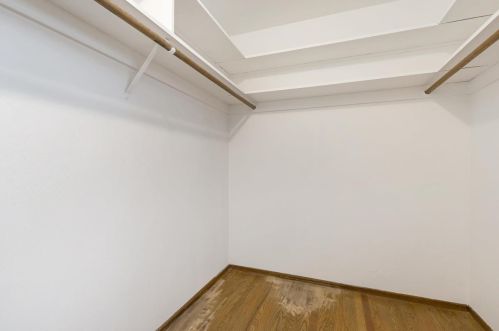 1438 Miramonte Ave, Los Altos CA 94024-5640 exterior