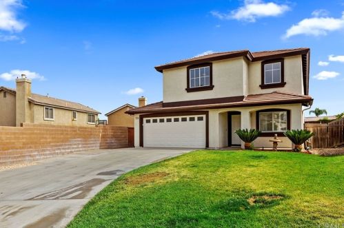 718 Aspen Glen Ln, Beaumont, CA 92223-7105