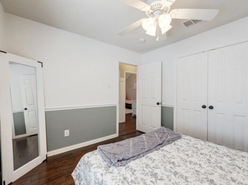 5701 Northcrest Dr, Lewisville TX  75028-4803 exterior