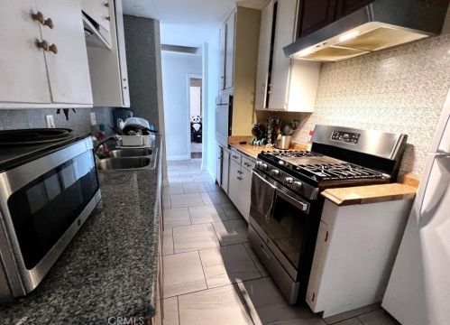 2944 Ronald St, Riverside CA  92506-4150 exterior