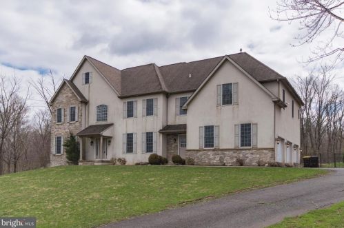 2627 Valley Rd, Jamison PA  18929-1007 exterior