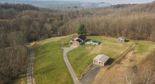 16900 Thompson Ridge Rd, Laurelville OH  43135-9238 exterior