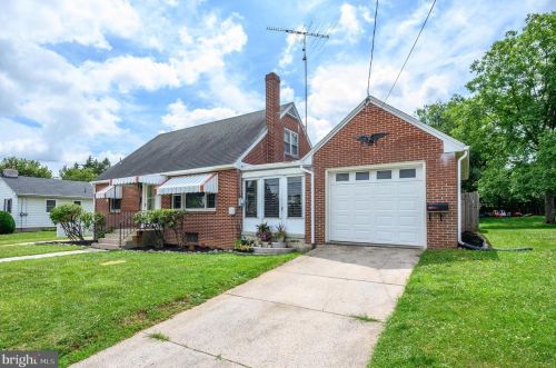 110 Myrtle St, Littlestown, PA 17340-1316