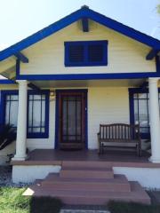 220 Avenue A, Redondo Beach CA  90277-4703 exterior