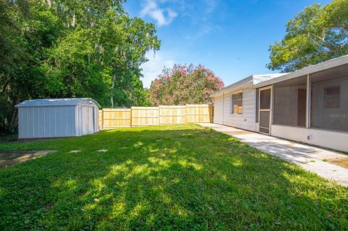 21434 Canal Dr, Brooksville FL  34601-1421 exterior