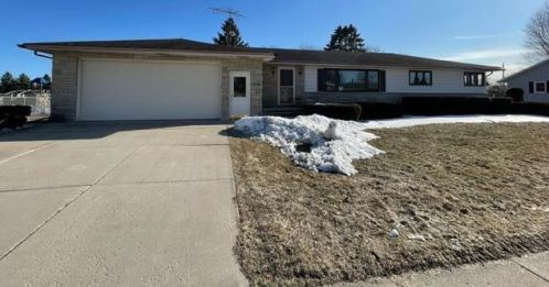 514 Tamarack St, Randolph WI  53956-1324 exterior