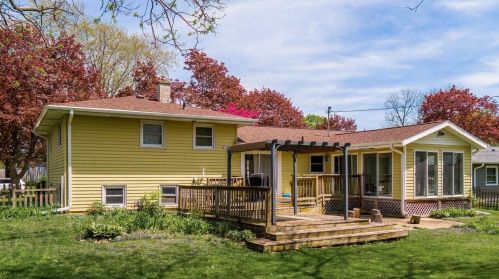 1618 Homberg Ln, Madison WI  53716-1928 exterior