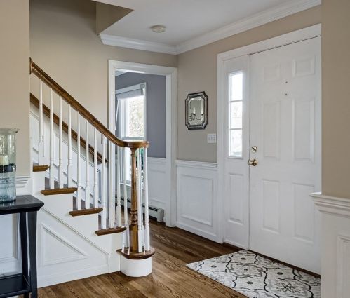 9 Kemble Dr, Shrewsbury MA 01545-1690 exterior