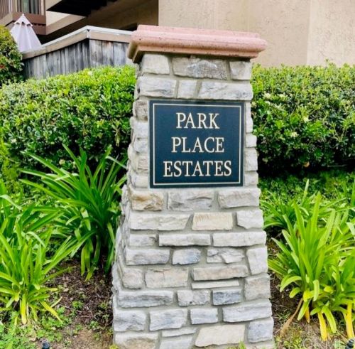 5953 Gaines St, San Diego, CA 92110-1439