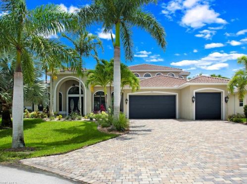 2804 38th St, Cape Coral, FL 33914-4865