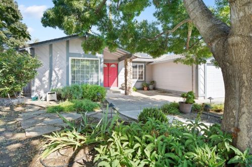 1417 Oakmont Pl, West Pittsburg, CA 94565-5114