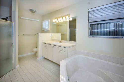 4010 10th St, Delray Beach FL  33445-1929 exterior