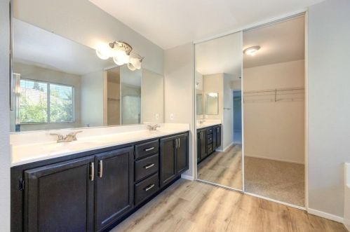 11407 Gold Station Dr, Rancho Cordova CA  95670-6209 exterior