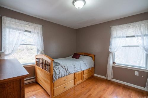 31 Brookside Ave, Tompkins Corners NY  10579-1306 exterior