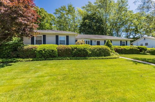 182 Adams St, Deer Park, NY 11729-3022