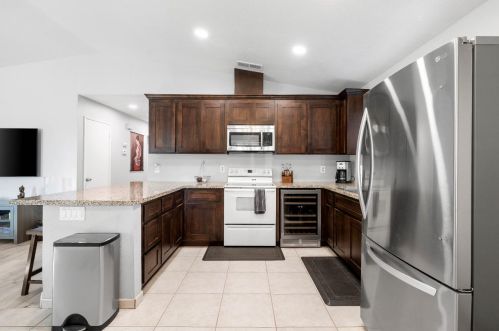 9271 Briles Ct, Elk Grove CA  95624-2451 exterior