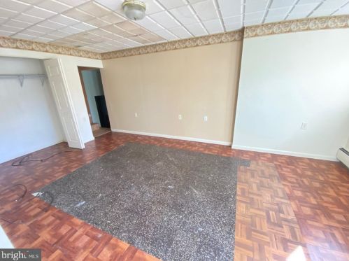 825 Elizabeth Dr, Molino PA  17961-1503 exterior