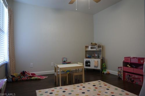 304 16 Pl, Cape Coral FL  33909-2230 exterior