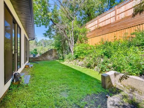 3917 Washburn Ave, Minneapolis MN 55410-1130 exterior