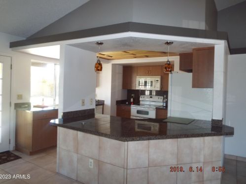 5648 Villa Theresa Dr, Glendale AZ  85308-7245 exterior