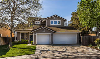24 Mast Ct, Woodland, CA 95776-9357