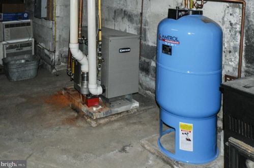 1715 Norwegian St, Primrose PA  17901-2109 exterior